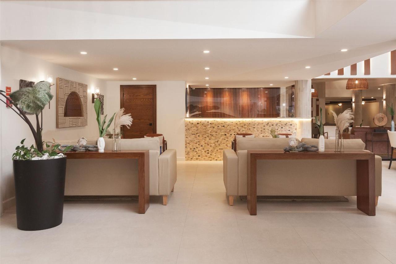 Cara Hotels Trinidad Claxton Bay エクステリア 写真
