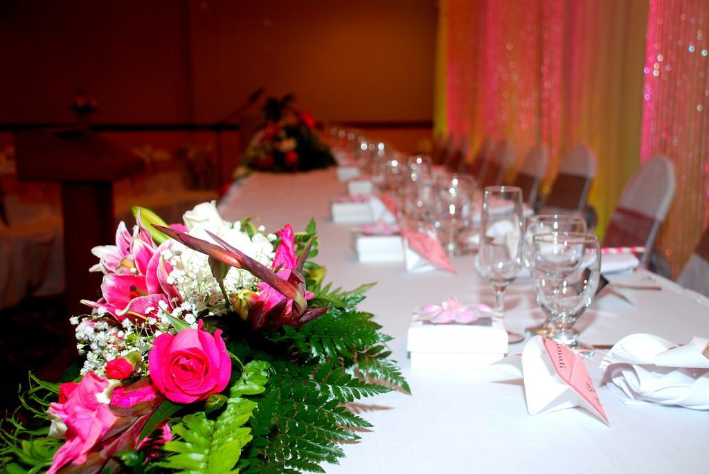 Cara Hotels Trinidad Claxton Bay エクステリア 写真